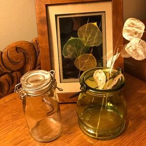 Vintage Jar and Green Vase Glass Vintage, Wedding Decoration, Dump Bottles‎